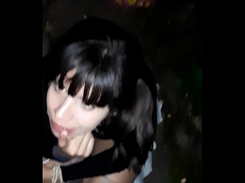 ❤️ Kadulla turvonneen peniksen vastineeksi karkkia ❌ Lutkat at us ﹏