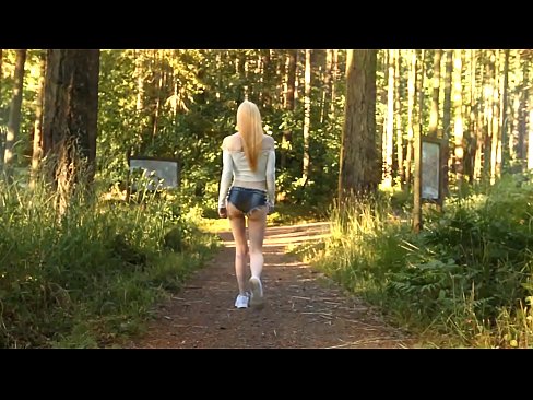 ❤️ Kaunis nainen liikkuu hitaasti, ei alaston video ❌ Lutkat at us ﹏